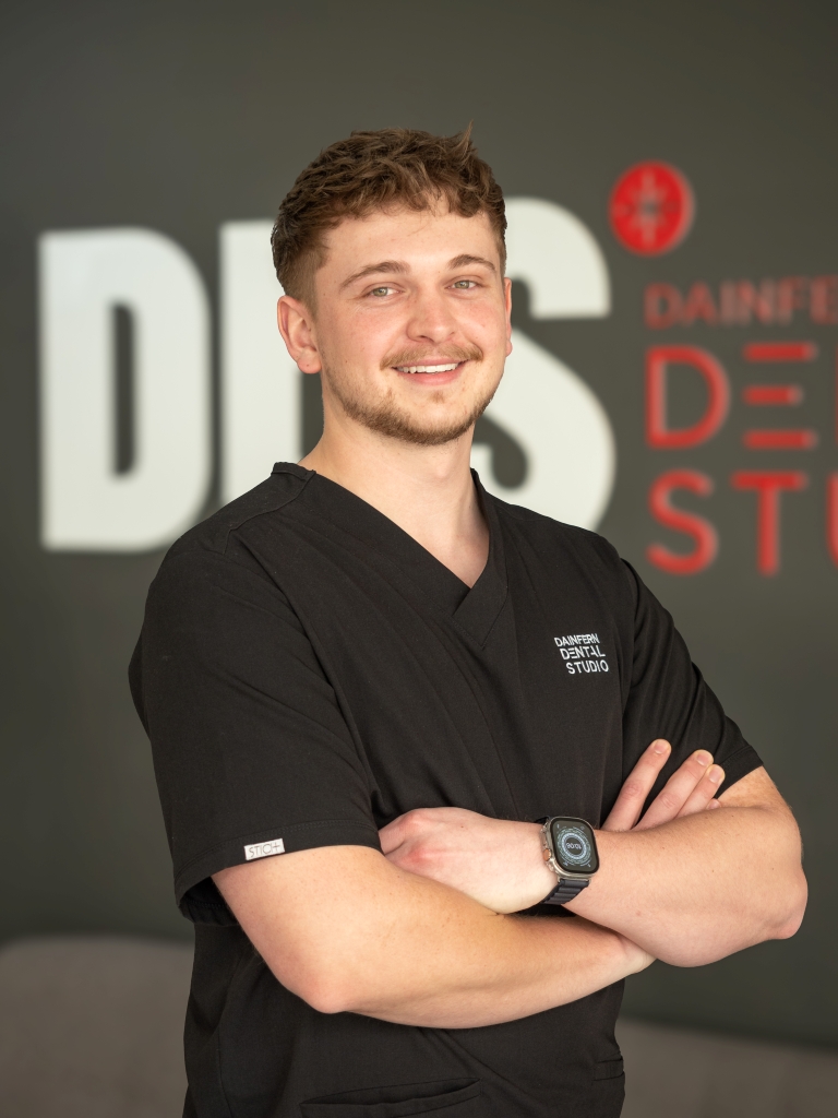 DENTAL SURGEON Dr Barend Steenkamp is a passionate young aspiring cosmetic dentist with a refined appreciation for the artistry, precision, and innovation that define exceptional dentistry. As a graduate of the University of Pretoria with a Bachelor of Dental Surgery degree, he is committed to developing his expertise in modern aesthetic dentistry and creating beautifully natural, confident smiles. He has completed advanced training in CEREC digital dentistry, Invisalign, and Active Align clear orthodontics, combining modern technology with meticulous clinical detail and an artistic eye for facial and smile aesthetics. An important influence in his early career has been the privilege of learning under his mentor, Dr Hannes Scheepers, Johannesburg’s leading cosmetic dentist, whose expertise and commitment to excellence have deeply inspired his own pursuit of cosmetic dentistry. For Dr Steenkamp, exceptional dentistry begins with understanding each patient’s individual needs, concerns, and expectations. He places great importance on patient care and creating an experience in which every patient feels heard, comfortable, and confident in their treatment. His vision is to create bespoke smile transformations that complement each patient’s individuality, facial features, and personal sense of beauty. He strives for results that are sophisticated, harmonious, and naturally elegant rather than simply noticeable. With a commitment to continuous education and an uncompromising standard of care, Dr Steenkamp is focused on continually developing his skills and expertise, with the ambition of becoming a highly regarded cosmetic dentist.